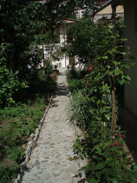 Nina B&B Dilidschan Exterior foto